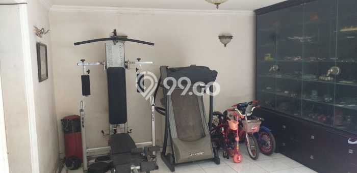 Dijual Rumah Luas Megah Dengan View Cantik di Sektor 1 - Bintaro, Jakarta Selatan Dijual Rumah Luas Megah Dengan View Cantik di Sektor 1 - Bintaro, Jakarta Selatan