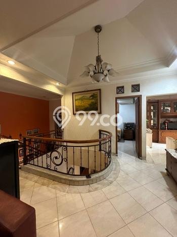 Jual Rumah Mewah Megah Dengan View Eksklusif di Sektor 9-Bintaro, Tangerang Selatan Jual Rumah Mewah Megah Dengan View Eksklusif di Sektor 9-Bintaro, Tangerang Selatan