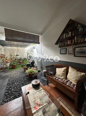 Jual Rumah Mewah Megah Dengan View Eksklusif di Sektor 9-Bintaro, Tangerang Selatan Jual Rumah Mewah Megah Dengan View Eksklusif di Sektor 9-Bintaro, Tangerang Selatan
