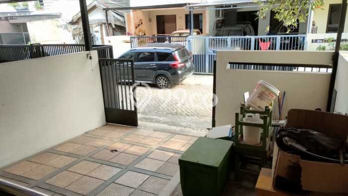 Dijual Rumah 2 Kamar Lokasi Strategis Bagus dan Strategis di Kelapa Gading Dijual Rumah 2 Kamar Lokasi Strategis Bagus dan Strategis di Kelapa Gading