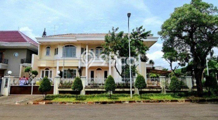 Rumah Mewah LB 480m2 Siap Pakai Desain Elegan di Intercon, Jakarta Barat Rumah Mewah LB 480m2 Siap Pakai Desain Elegan di Intercon, Jakarta Barat