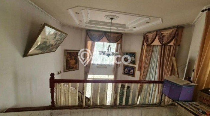 Rumah Mewah LB 480m2 Siap Pakai Desain Elegan di Intercon, Jakarta Barat Rumah Mewah LB 480m2 Siap Pakai Desain Elegan di Intercon, Jakarta Barat