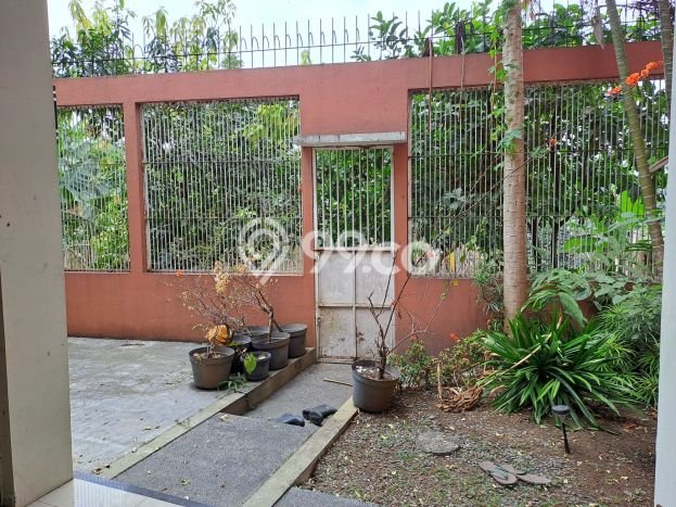 For Sale! Luxury House LT 300m2 Desain Modern di Kota Baru Parahyangan For Sale! Luxury House LT 300m2 Desain Modern di Kota Baru Parahyangan