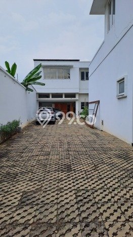 Rumah Terawat 7 KT 7 KM di Buaran, Jakarta Timur Rumah Terawat 7 KT 7 KM di Buaran, Jakarta Timur