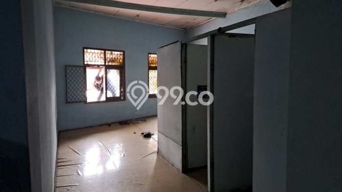 Ruko di Jatinegara, Luas 126m2m², Pusat Komersial Ruko di Jatinegara, Luas 126m2m², Pusat Komersial