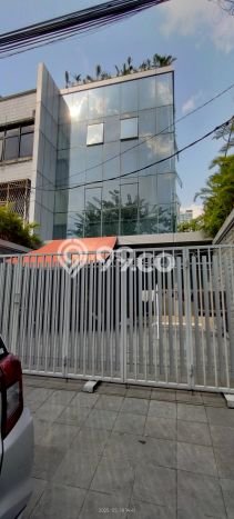 FOR SALE! Ruko di Kebayoran Lama Jakarta Selatan, LT 200m2, LB 408m2 FOR SALE! Ruko di Kebayoran Lama Jakarta Selatan, LT 200m2, LB 408m2