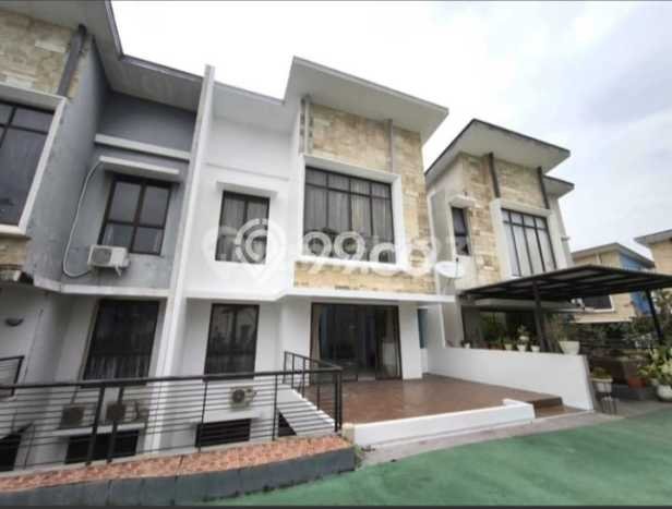 Rumah Mewah Dijual LT 162m2 di BSD, Tangerang Selatan Rumah Mewah Dijual LT 162m2 di BSD, Tangerang Selatan