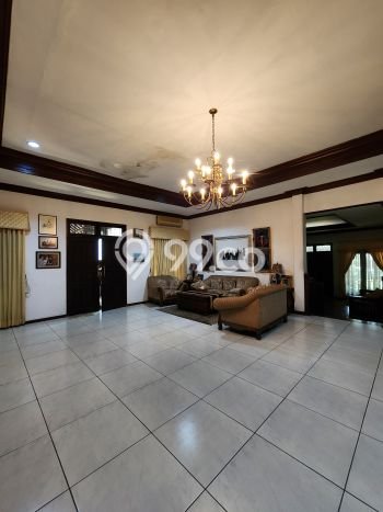 Rumah Elit LB 400m2 Siap Huni Desain Elegan di Lebak Bulus, Jakarta Selatan Rumah Elit LB 400m2 Siap Huni Desain Elegan di Lebak Bulus, Jakarta Selatan