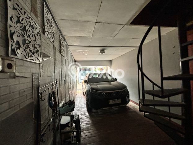Rumah Luxury Modern Tanpa Renovasi di Bintaro Jakarta Selatan Rumah Luxury Modern Tanpa Renovasi di Bintaro Jakarta Selatan