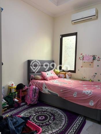 Dijual Hunian Rumah Terawat 4 Kamar di Harapan Indah, Bekasi Dijual Hunian Rumah Terawat 4 Kamar di Harapan Indah, Bekasi