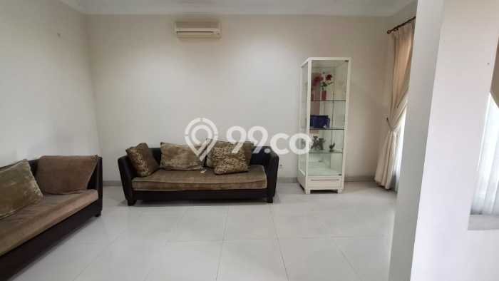 Hunian Elit LB 300m2 Siap Pakai Desain Elegan di Pejaten, Jakarta Selatan Hunian Elit LB 300m2 Siap Pakai Desain Elegan di Pejaten, Jakarta Selatan