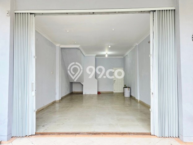 Ruko di Harapan Indah, Luas 150m², Area Bisnis, Siap Operasi Ruko di Harapan Indah, Luas 150m², Area Bisnis, Siap Operasi