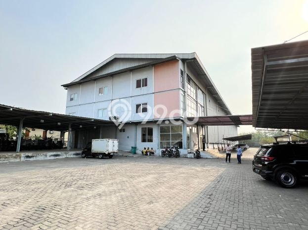 Gudang di Bintara, Luas 3706m2m², Lokasi Strategis Gudang di Bintara, Luas 3706m2m², Lokasi Strategis