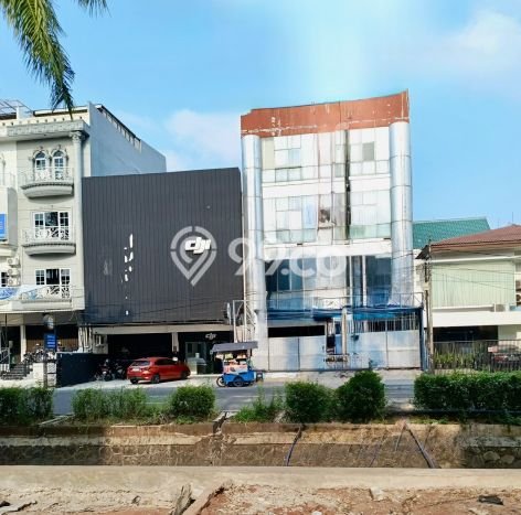 Ruko Kawasan Kelapa Gading, Luas 680m2m², Area Komersial, Ramai Ruko Kawasan Kelapa Gading, Luas 680m2m², Area Komersial, Ramai