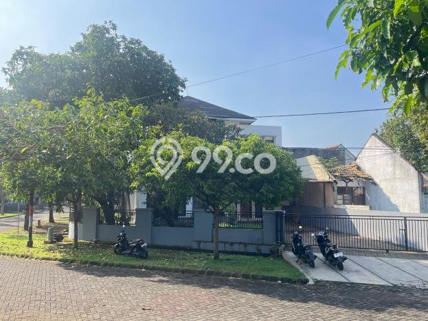 Rumah Luxury Modern Tanpa Renovasi di Kemang Pratama Bekasi Rumah Luxury Modern Tanpa Renovasi di Kemang Pratama Bekasi