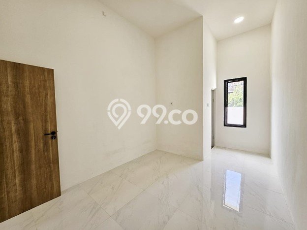 Kesempatan Investasi LT 94m² / LB 160m² di Harapan Indah, Dekat Pusat Kota, Bekasi Kesempatan Investasi LT 94m² / LB 160m² di Harapan Indah, Dekat Pusat Kota, Bekasi