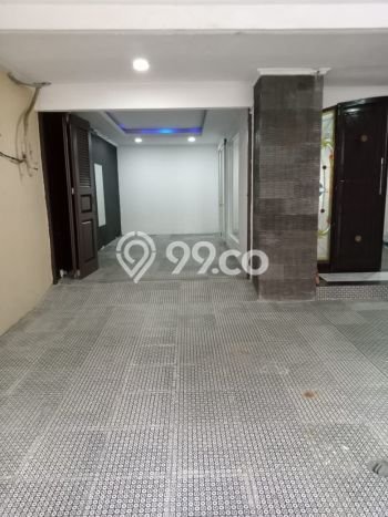 Rumah Asri area Kelapa Gading, Jakarta Utara, LT 180m² Bangunan 410m² Rumah Asri area Kelapa Gading, Jakarta Utara, LT 180m² Bangunan 410m²