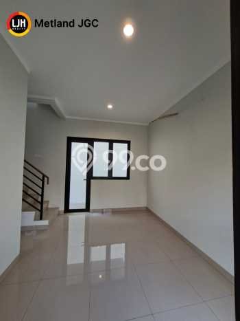 Dijual Hunian Rumah Nyaman 2 Kamar di Summarecon Bekasi, Bekasi Dijual Hunian Rumah Nyaman 2 Kamar di Summarecon Bekasi, Bekasi