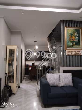 Rumah Modern 3 KT di Bekasi Bekasi Semi Furnished Rumah Modern 3 KT di Bekasi Bekasi Semi Furnished
