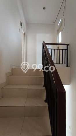 Rumah Modern 2 KT di Metland Menteng Jakarta Timur Unfurnished Rumah Modern 2 KT di Metland Menteng Jakarta Timur Unfurnished