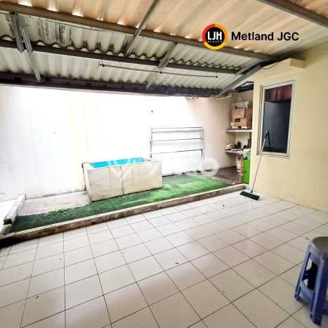 Jarang Ada! Rumah Kontrakan 3 Kamar Bagus Siap Huni Metland Menteng Jarang Ada! Rumah Kontrakan 3 Kamar Bagus Siap Huni Metland Menteng