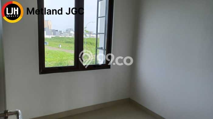 LOKASI STRATEGIS! Ruko Disewakan Kawasan Jakarta Garden City, Luas 56m², Area Ramai LOKASI STRATEGIS! Ruko Disewakan Kawasan Jakarta Garden City, Luas 56m², Area Ramai