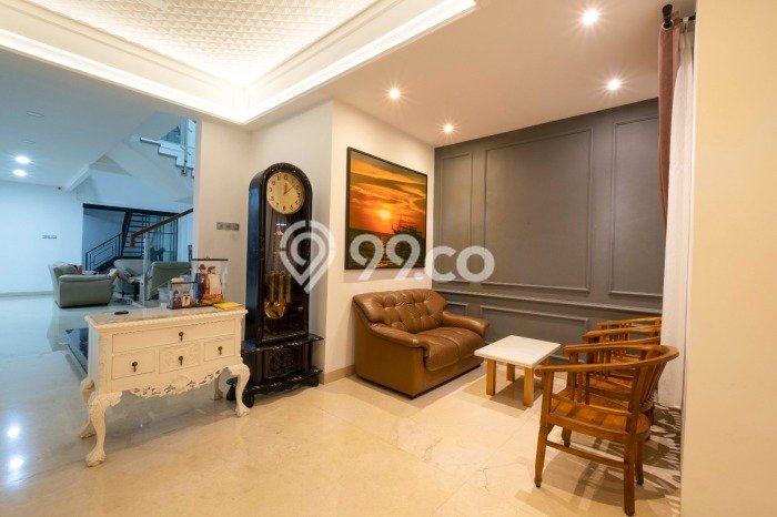 Rumah Mewah LB 380m2 Siap Pakai Desain Elegan di Pantai Indah Kapuk, Jakarta Utara Rumah Mewah LB 380m2 Siap Pakai Desain Elegan di Pantai Indah Kapuk, Jakarta Utara