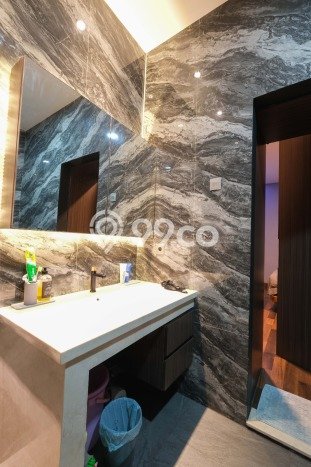 Rumah Mewah LB 380m2 Siap Pakai Desain Elegan di Pantai Indah Kapuk, Jakarta Utara Rumah Mewah LB 380m2 Siap Pakai Desain Elegan di Pantai Indah Kapuk, Jakarta Utara
