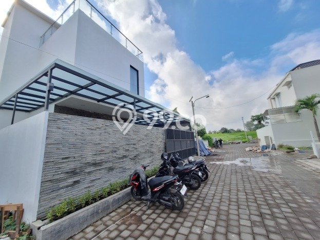 Tempat Strategis! Vila di , Dimensi 200m2m², Kondisi Terbaik Tempat Strategis! Vila di , Dimensi 200m2m², Kondisi Terbaik