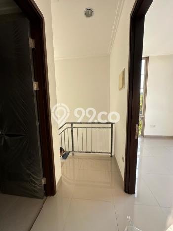 Disewakan! Rumah 2 Kamar Tidur &
1 Kamar Mandi di Pantai Indah Kapuk 2, Jakarta Utara Disewakan! Rumah 2 Kamar Tidur &
1 Kamar Mandi di Pantai Indah Kapuk 2, Jakarta Utara