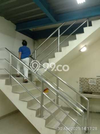 AREA TERBAIK! Gudang di , Luas 1200m2m², Keramaian Terjamin AREA TERBAIK! Gudang di , Luas 1200m2m², Keramaian Terjamin