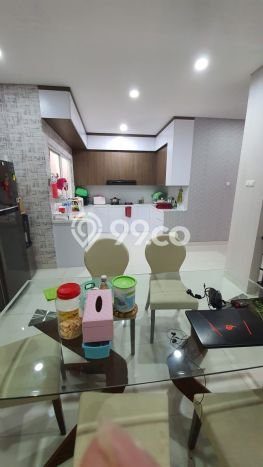 Hunian Elit LB 315m2 Siap Pakai Desain Elegan di Tanjung Duren, Jakarta Barat Hunian Elit LB 315m2 Siap Pakai Desain Elegan di Tanjung Duren, Jakarta Barat