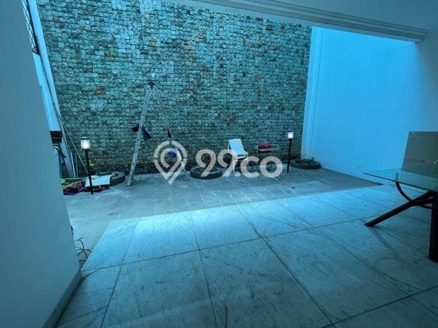 Dijual Rumah Luas Elegan Dengan View Eksklusif di Pluit, Jakarta Utara Dijual Rumah Luas Elegan Dengan View Eksklusif di Pluit, Jakarta Utara