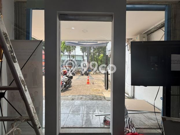 LOKASI PREMIUM! Ruko di Mampang, Luas 850m2m², Mainroad, Area Komersial LOKASI PREMIUM! Ruko di Mampang, Luas 850m2m², Mainroad, Area Komersial