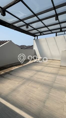 LOKASI TERBAIK! Rumah kawasan , 3 KT, Lingkungan Elite, LT 120m2m² Bangunan 240m2m² LOKASI TERBAIK! Rumah kawasan , 3 KT, Lingkungan Elite, LT 120m2m² Bangunan 240m2m²