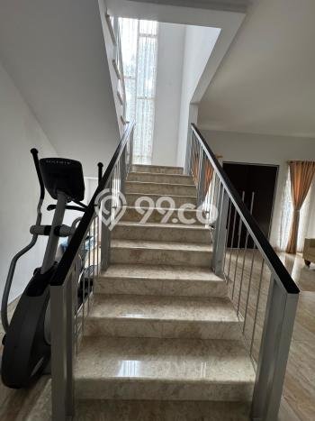 Rumah area Golf Island, 3 KM, Konsep Modern, Luas 150m2m² Bangunan 300m2m² Rumah area Golf Island, 3 KM, Konsep Modern, Luas 150m2m² Bangunan 300m2m²