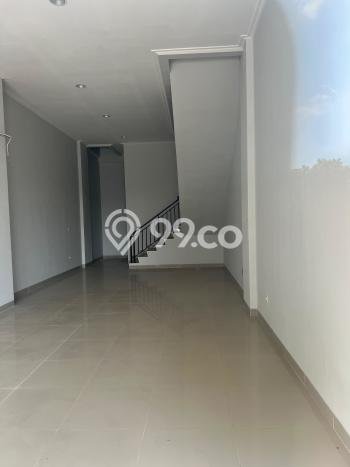 Unit Ruko Dijual di Jakarta Selatan LT 67m2 & LB 202m2 Unit Ruko Dijual di Jakarta Selatan LT 67m2 & LB 202m2