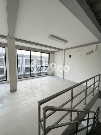 Unit Gudang disewakan di Tangerang Tangerang dengan LT 283m2 / LB 220m2 Unit Gudang disewakan di Tangerang Tangerang dengan LT 283m2 / LB 220m2
