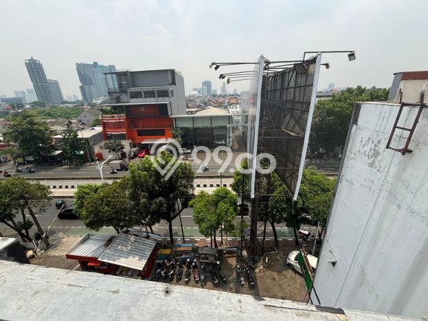 LOKASI PREMIUM! Ruko di Mampang, Luas 850m2m², Mainroad, Area Komersial LOKASI PREMIUM! Ruko di Mampang, Luas 850m2m², Mainroad, Area Komersial