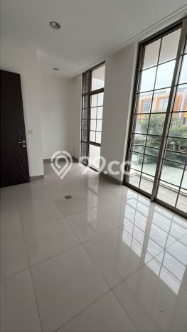 PROPERTI UNGGULAN! Rumah area Pantai Indah Kapuk 2, 3 KT, Lingkungan Elite, Luas 90m2m² Bangunan 180m2m² PROPERTI UNGGULAN! Rumah area Pantai Indah Kapuk 2, 3 KT, Lingkungan Elite, Luas 90m2m² Bangunan 180m2m²