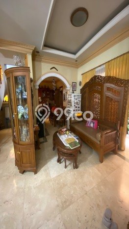 Jual Rumah Luas Elegan Dengan View Cantik di Tanjung Barat, Jakarta Selatan Jual Rumah Luas Elegan Dengan View Cantik di Tanjung Barat, Jakarta Selatan