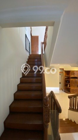 Rumah Elit Modern Siap Huni di Pondok Indah Jakarta Selatan Rumah Elit Modern Siap Huni di Pondok Indah Jakarta Selatan