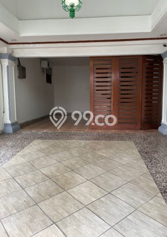 Jual Rumah Luas Elegan Dengan View Eksklusif di Pejaten, Jakarta Selatan Jual Rumah Luas Elegan Dengan View Eksklusif di Pejaten, Jakarta Selatan