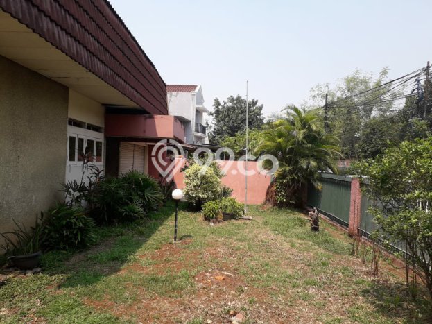 Rumah Elit Modern Tanpa Renovasi di Pejaten Jakarta Selatan Rumah Elit Modern Tanpa Renovasi di Pejaten Jakarta Selatan