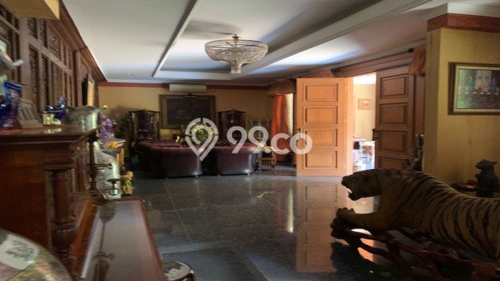 Dijual Rumah Luas Elegan Dengan View Cantik di Simprug, Jakarta Selatan Dijual Rumah Luas Elegan Dengan View Cantik di Simprug, Jakarta Selatan