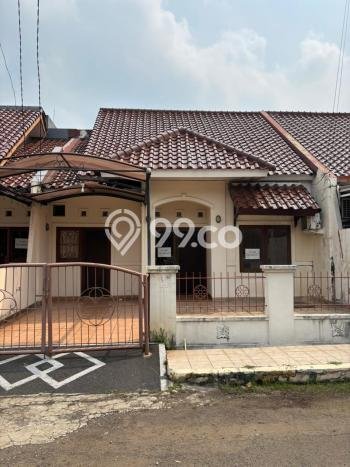 For Sale Rumah 3 Kamar Lokasi Ideal Bagus dan Strategis di Serpong Utara For Sale Rumah 3 Kamar Lokasi Ideal Bagus dan Strategis di Serpong Utara
