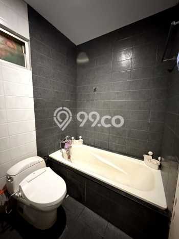 Hunian Mewah Siap Huni LT 381m2 di BSD, Tangerang Selatan Hunian Mewah Siap Huni LT 381m2 di BSD, Tangerang Selatan