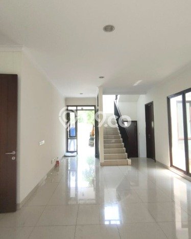 Jual Rumah Mewah Elegan Dengan View Eksklusif di BSD Avani, Tangerang Jual Rumah Mewah Elegan Dengan View Eksklusif di BSD Avani, Tangerang