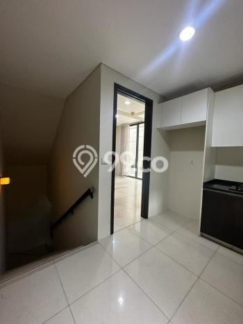 Disewakan! Rumah 4 Kamar Tidur &
4 Kamar Mandi di BSD City, Tangerang Disewakan! Rumah 4 Kamar Tidur &
4 Kamar Mandi di BSD City, Tangerang