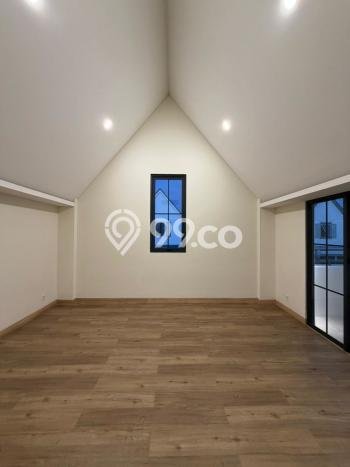 Ready to Use! Luxury House LT 120m2 Desain Elegan di Summarecon Serpong Ready to Use! Luxury House LT 120m2 Desain Elegan di Summarecon Serpong